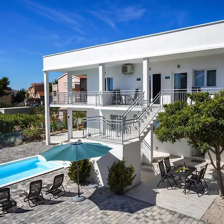 Tayla-apartment * Vodice