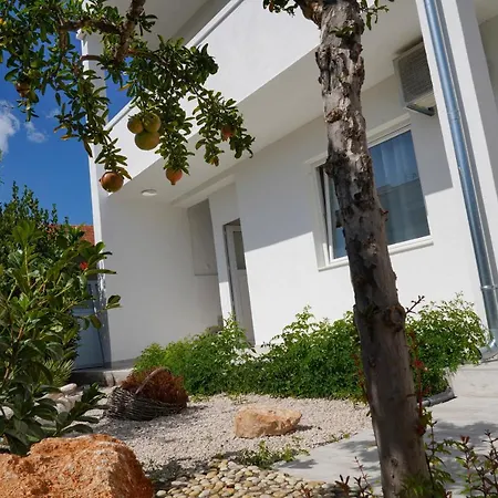 Tayla-apartment * Vodice