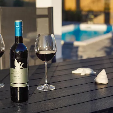 Tayla-apartment Apartman *