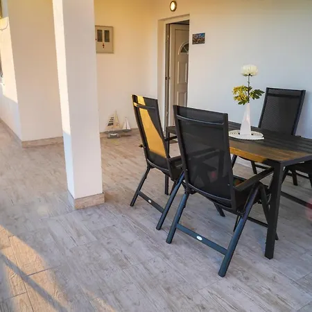 Tayla-apartment