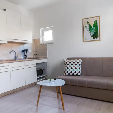 Tayla-apartment