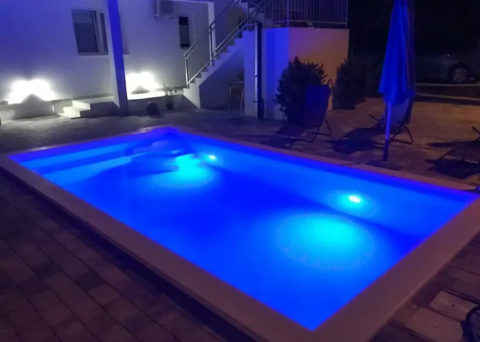 Tayla-apartment Apartmán *