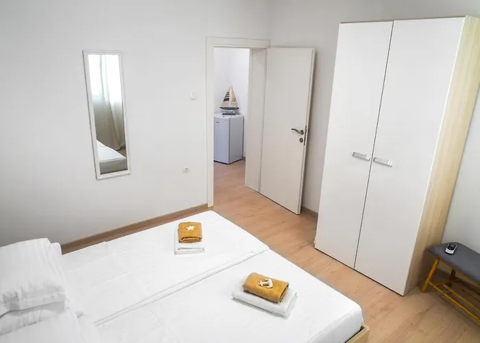 Tayla-apartment Apartament *